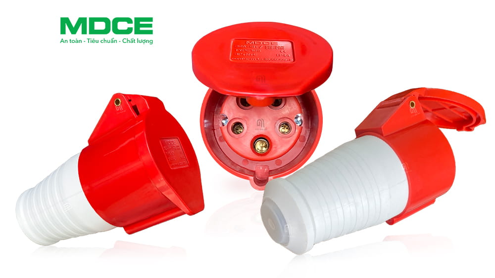 Chi tiết ổ cắm công nghiệp 32a 5 chấu MD225