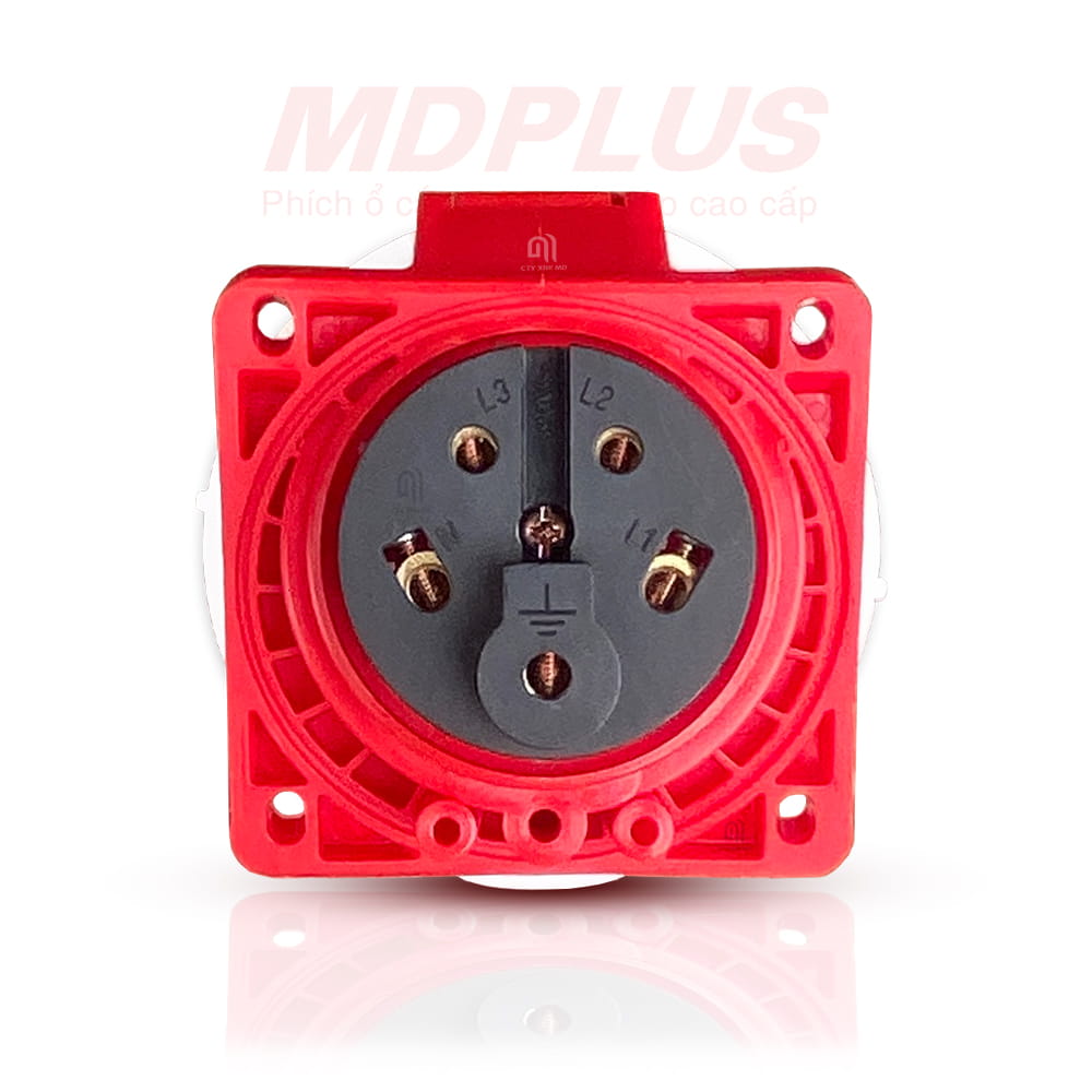 Vi tri đấu nối nguồn điện vào các cực ổ cắm 5 chấu 32A dạng nghiêng MDP4252